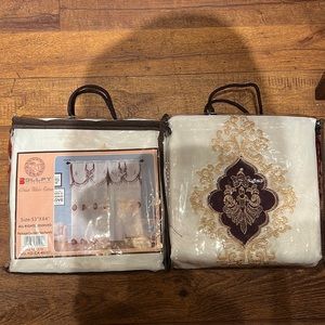 Deluxe window curtains